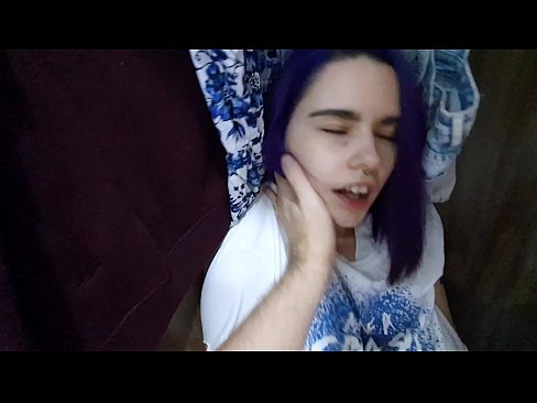 ❤️ Löysin siskoni kaapista ja autoin häntä laukeamaan ❤❌ Laadukas seksi at porn fi.passionateembracespotlight.ru